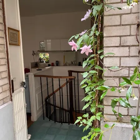 Comme Petite Maison דירה *