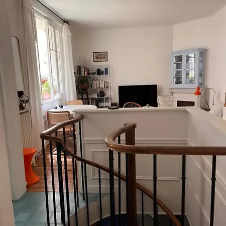 Comme Petite Maison *