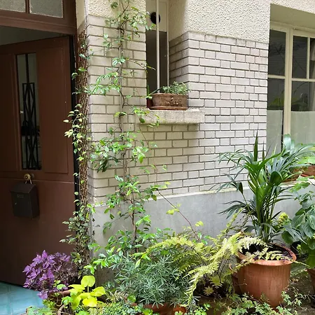 Comme Petite Maison * Παρίσι