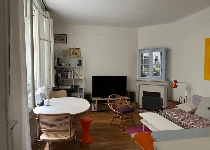 Comme Petite Maison